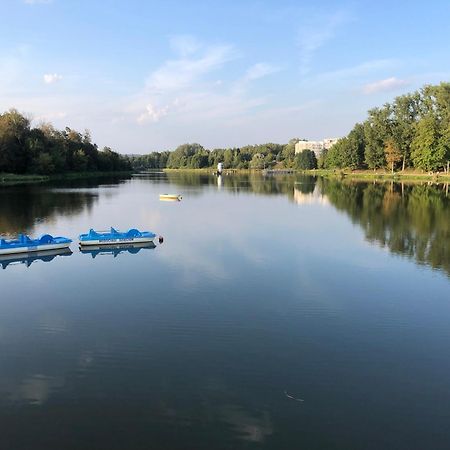 Komfortowe Apartamenty Kielce Klonowa ,Ogrodek, Garaz Podziemny, Samodzielne Wejscie Na Kod 24H Εξωτερικό φωτογραφία