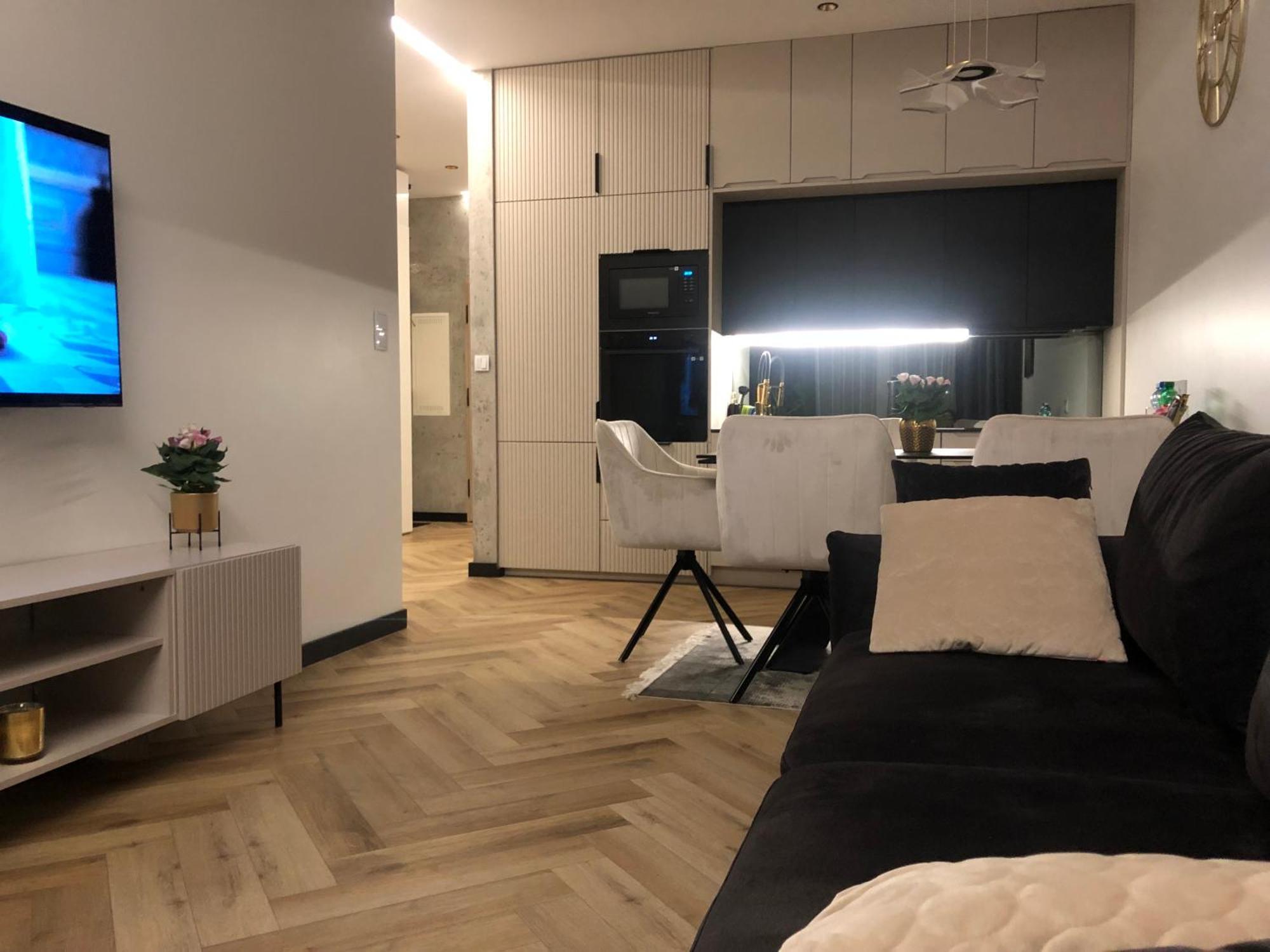 Komfortowe Apartamenty Kielce Klonowa ,Ogrodek, Garaz Podziemny, Samodzielne Wejscie Na Kod 24H Εξωτερικό φωτογραφία