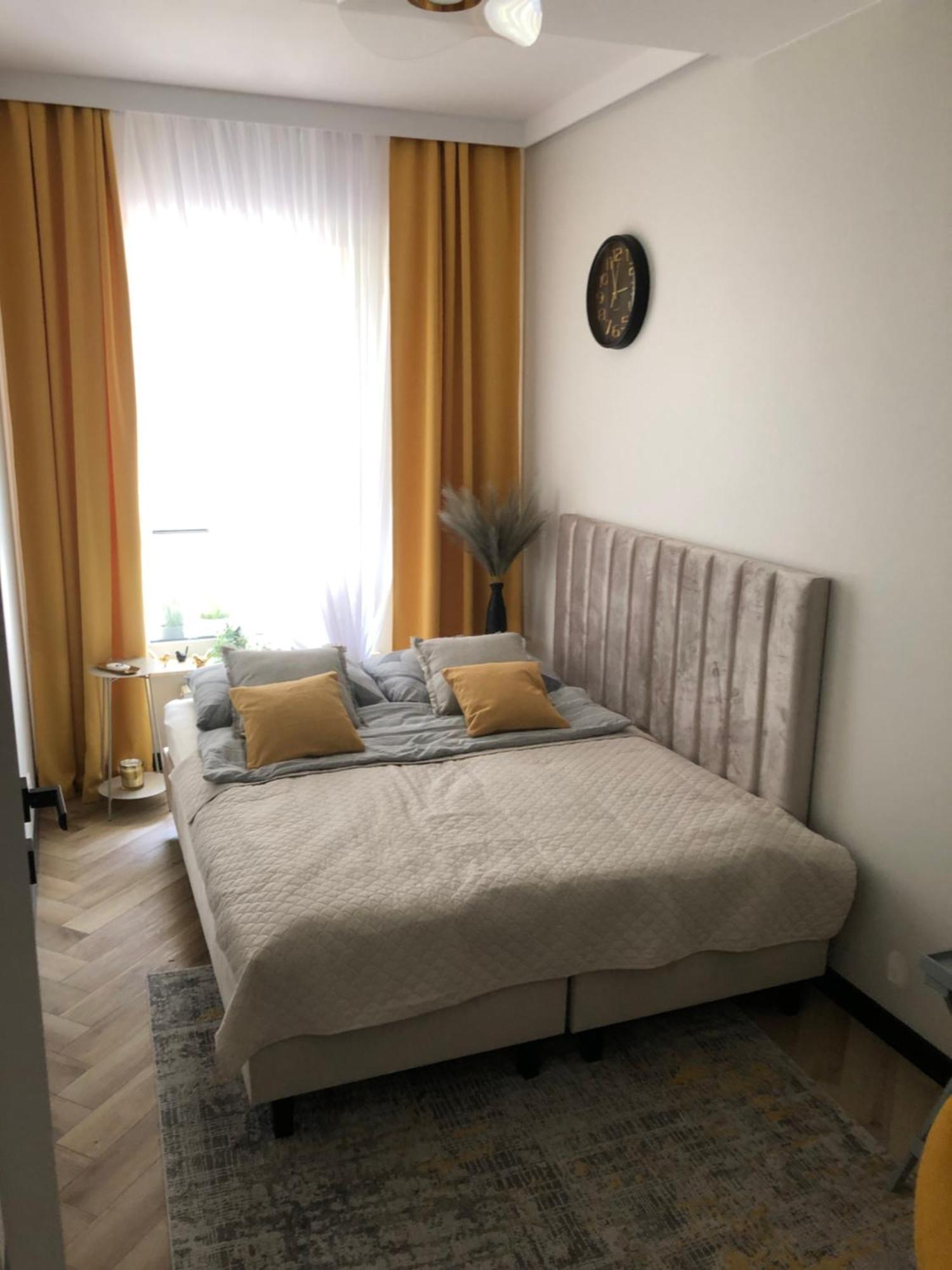 Komfortowe Apartamenty Kielce Klonowa ,Ogrodek, Garaz Podziemny, Samodzielne Wejscie Na Kod 24H Εξωτερικό φωτογραφία